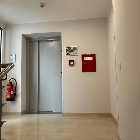 Skyline Frankfurt 4*