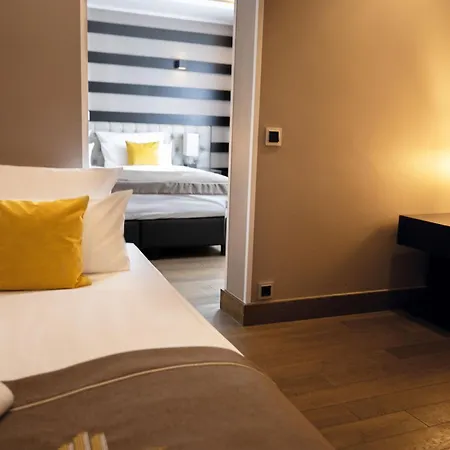 Szálloda Skyline Frankfurt 4*