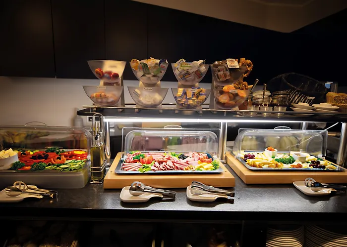 스카이라인 시티 호텔