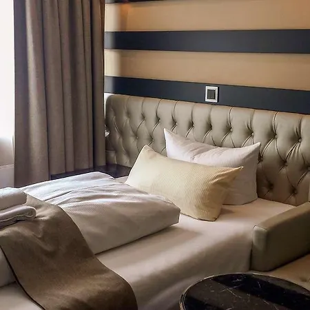 Skyline Frankfurt Hotel 4*