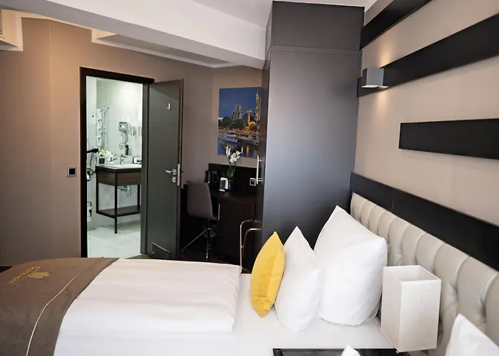 Otel Skyline Frankfurt